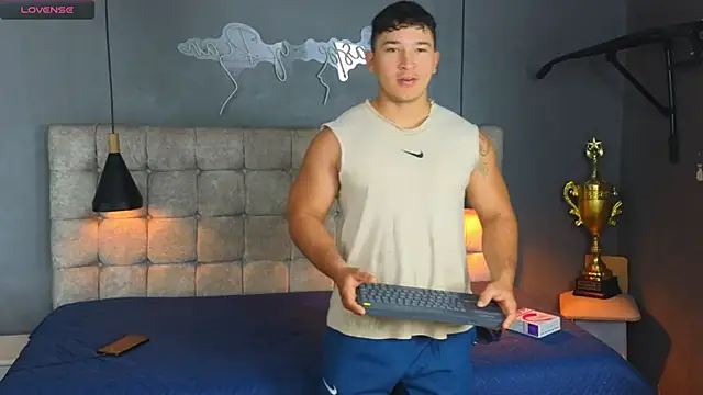 Horny nick18 online show from January 2026 10:51:02 AM