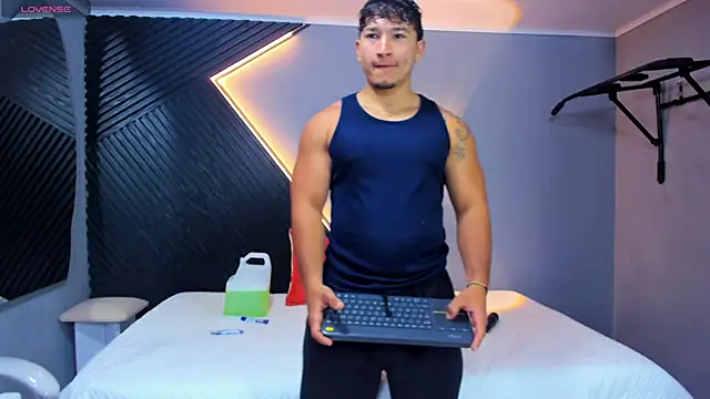 Horny nick18 online show from April 2026 10:32:01 AM