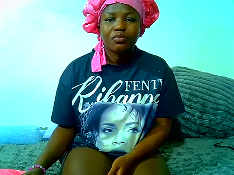 SweetHoney21  online show from June 2026 07:43:01 AM