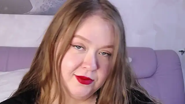 Snapshot of BettiBell chatting on October 2025 07:24:02 PM BettiBell online show from October 2025 07:24:02 PM