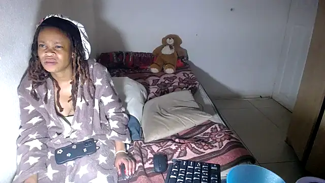 EbonyEssence online show from April 2026 07:58:02 PM