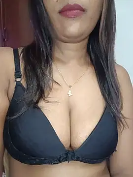 Snapshot of Tamil_kavinila chatting on June 2026 10:21:02 AM Tamil kavinila online show from June 2026 10:21:02 AM