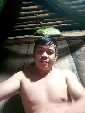 Snapshot of DungLuongg chatting on November 2025 02:06:02 PM DungLuongg online show from November 2025 02:06:02 PM