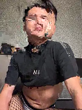 urbillyboi online show from October 2025 01:12:01 PM