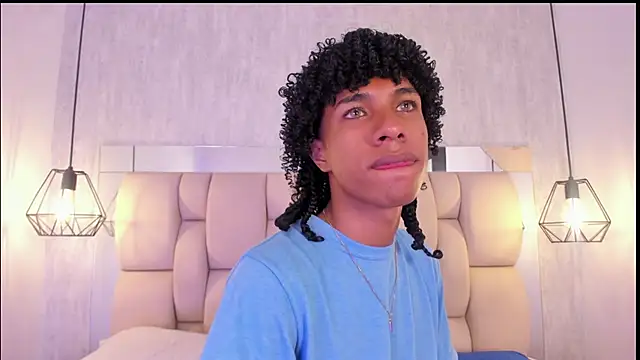 Johan gz  online show from March 2026 01:33:01 PM