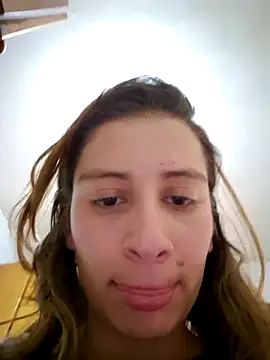 aytanna torrez online show from November 2025 05:02:02 PM