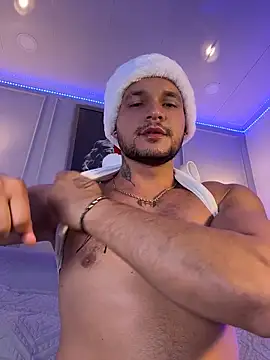 Marco Vega online show from December 2025 08:04:01 PM