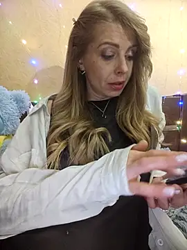 zarik66606 online show from September 2025 06:43:02 PM