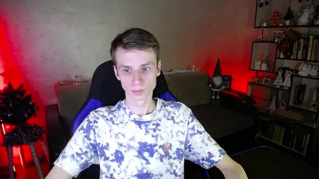 yes cute boy  online show from January 2026 01:36:01 PM