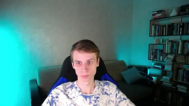 yes cute boy  online show from March 2026 06:15:02 PM