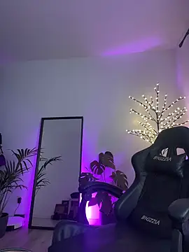 HATSUNE   online show from December 2025 08:24:02 PM