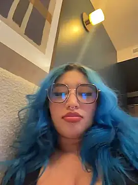 Snapshot of HATSUNE__ chatting on April 2026 09:32:02 PM HATSUNE online show from April 2026 09:32:02 PM