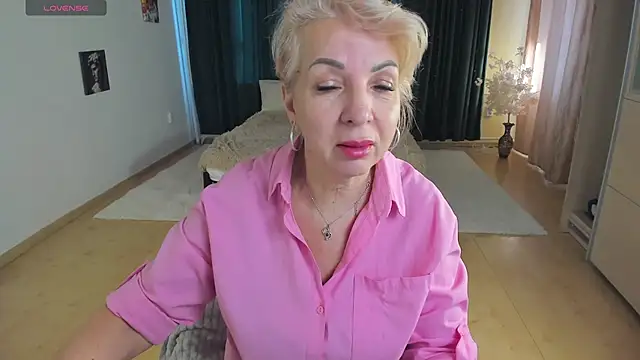 LiliaMoons online show from March 2026 09:03:02 AM