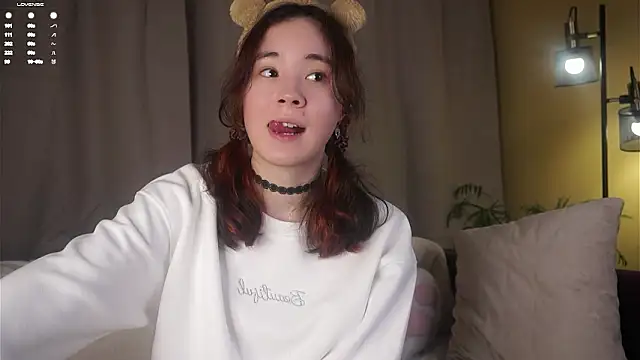 Snapshot of AlbertaClack chatting on January 2026 11:37:02 AM AlbertaClack online show from January 2026 11:37:02 AM