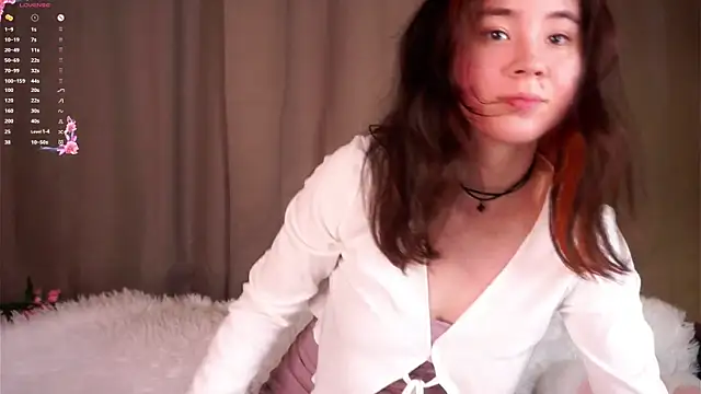 Snapshot of AlbertaClack chatting on February 2026 11:28:02 AM AlbertaClack online show from February 2026 11:28:02 AM