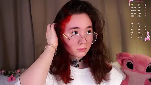 Snapshot of AlbertaClack chatting on February 2026 11:22:01 AM AlbertaClack online show from February 2026 11:22:01 AM