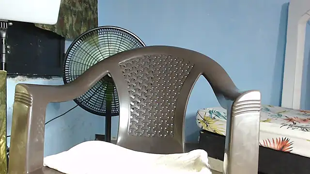 maggi hotsson online show from November 2025 10:36:01 AM