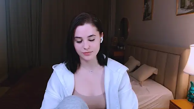 lil angel  online show from April 2026 02:20:02 AM