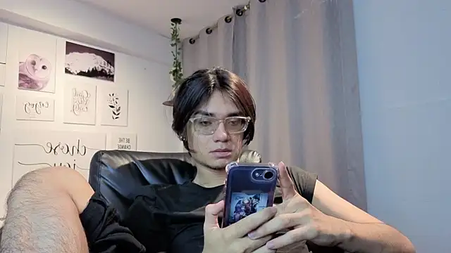 davoxer online show from November 2025 03:41:01 AM