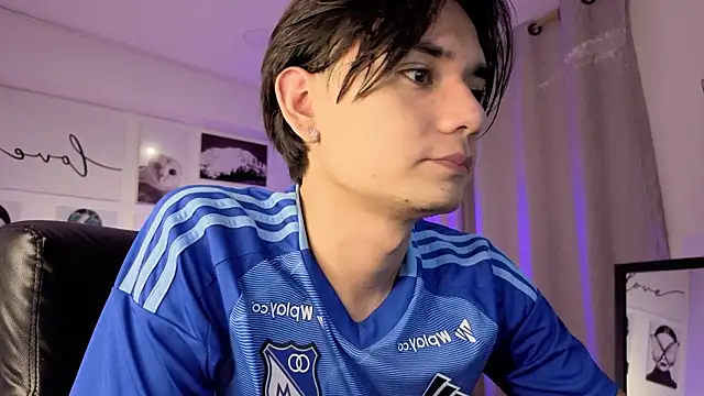 davoxer online show from February 2026 02:45:01 AM