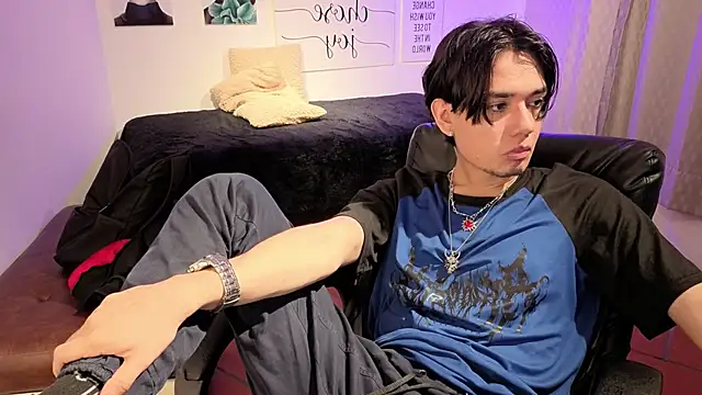 davoxer online show from February 2026 02:11:01 AM