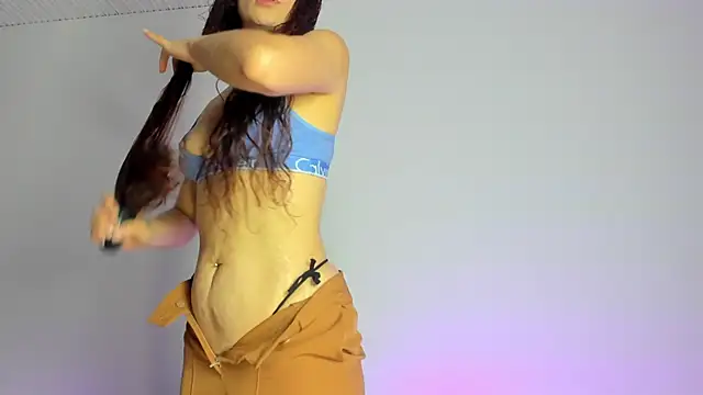 Snapshot of Clov_bastett chatting on October 2025 12:49:02 AM Clov bastett online show from October 2025 12:49:02 AM