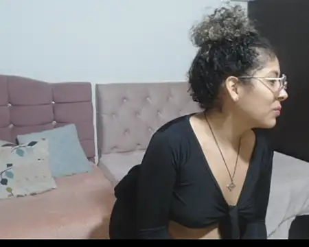 CATTALINAHOT online show from February 2026 03:10:01 AM