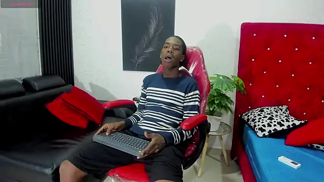 Snapshot of Cam_Brown chatting on September 2025 04:34:02 AM Cam Brown online show from September 2025 04:34:02 AM