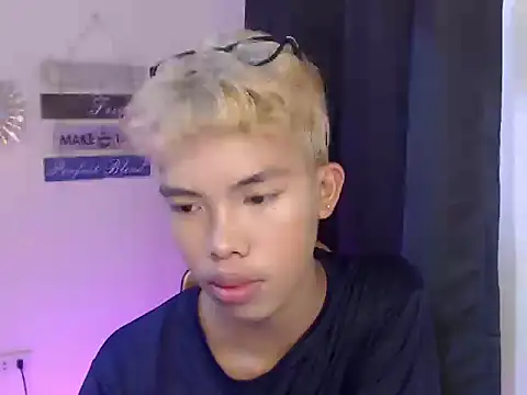 urcumjp online show from November 2025 04:12:02 AM