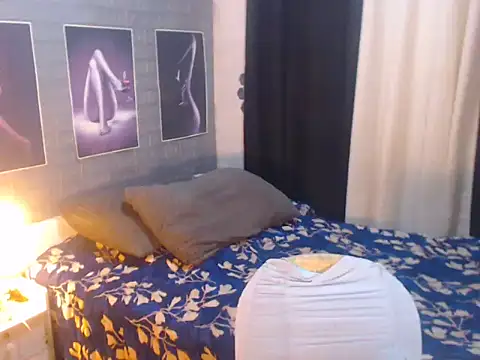 AsianDestroyer online show from November 2025 04:00:01 AM