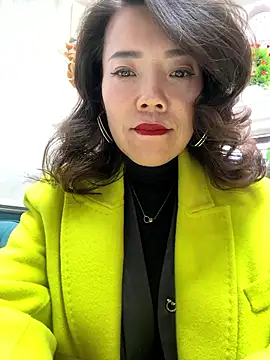 anna yngs online show from November 2025 07:29:02 AM