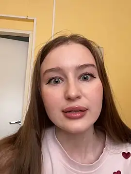 Snapshot of Mary_Sensory chatting on March 2026 08:07:01 AM Mary Sensory online show from March 2026 08:07:01 AM