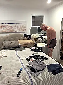 iamthepublickmasterbater online show from November 2025 11:13:02 AM