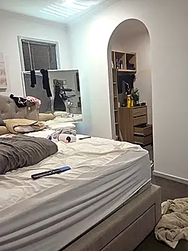 iamthepublickmasterbater online show from December 2025 11:24:01 PM