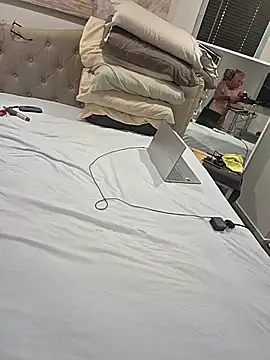 Snapshot of iamthepublickmasterbater chatting on February 2026 05:02:02 AM iamthepublickmasterbater online show from February 2026 05:02:02 AM