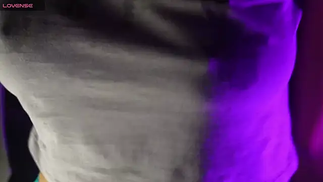 NidhiChandra online show from November 2025 11:10:01 AM