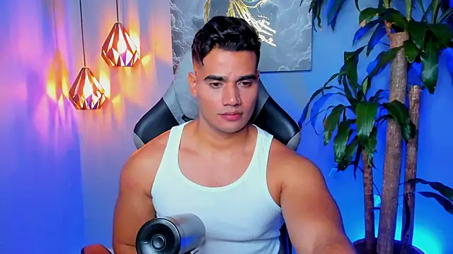 Snapshot of AndresR3 chatting on November 2025 12:42:02 AM AndresR3 online show from November 2025 12:42:02 AM