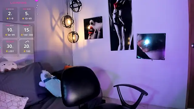 Snapshot of Nicollee_Heart chatting on October 2025 02:41:02 PM Nicollee Heart online show from October 2025 02:41:02 PM