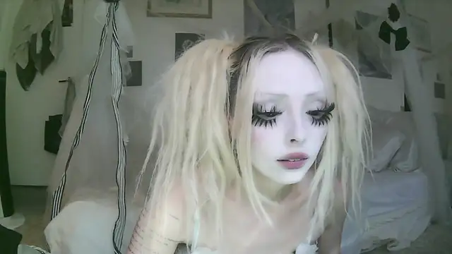 bl0odsyring3 online show from April 2026 06:53:02 PM