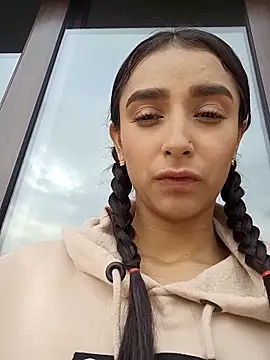 CandyFoxter  online show from October 2025 09:00:01 AM