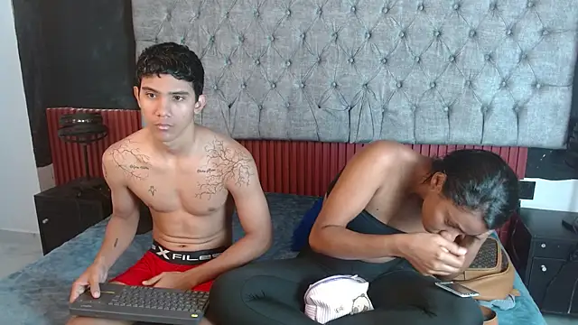 RihanandDrake online show from November 2025 02:20:01 PM