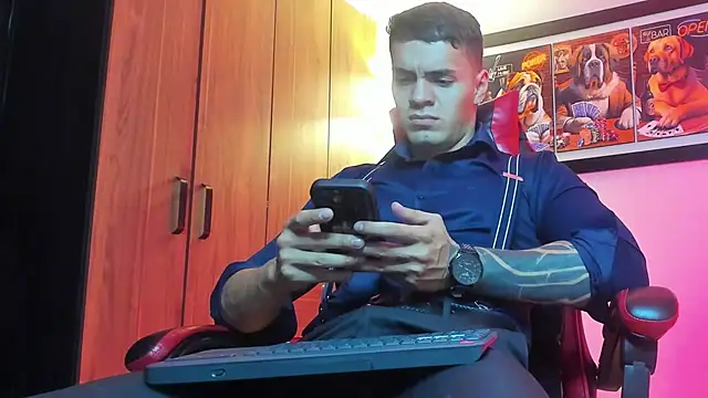 ALPHA DOMINUS  online show from December 2025 04:18:02 AM