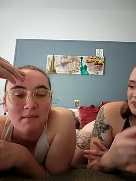 AndHerXO online show from February 2026 12:54:01 PM