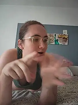 Snapshot of AndHerXO chatting on June 2026 01:28:02 PM AndHerXO online show from June 2026 01:28:02 PM