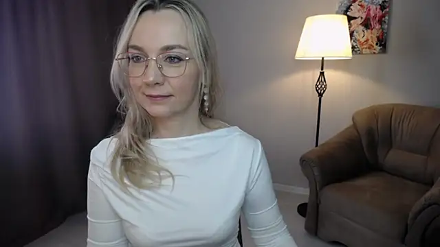 Snapshot of Ava_Elior chatting on March 2026 10:01:01 AM Ava Elior online show from March 2026 10:01:01 AM