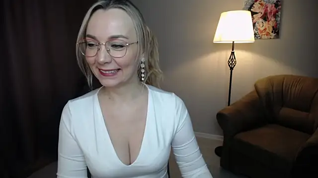 Snapshot of Ava_Elior chatting on March 2026 11:25:01 AM Ava Elior online show from March 2026 11:25:01 AM