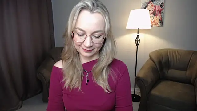 Snapshot of Ava_Elior chatting on March 2026 08:18:01 AM Ava Elior online show from March 2026 08:18:01 AM