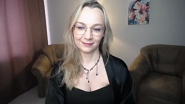 Ava Elior online show from July 2026 12:20:02 PM