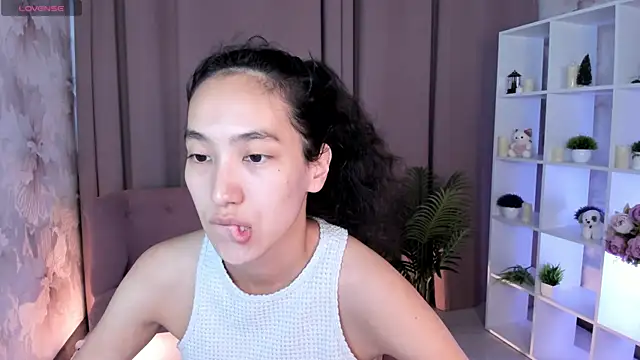 Snapshot of FlirtyAura chatting on July 2026 03:32:01 AM FlirtyAura online show from July 2026 03:32:01 AM