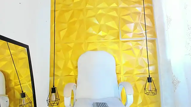 Annie Addyson online show from September 2025 10:21:02 PM